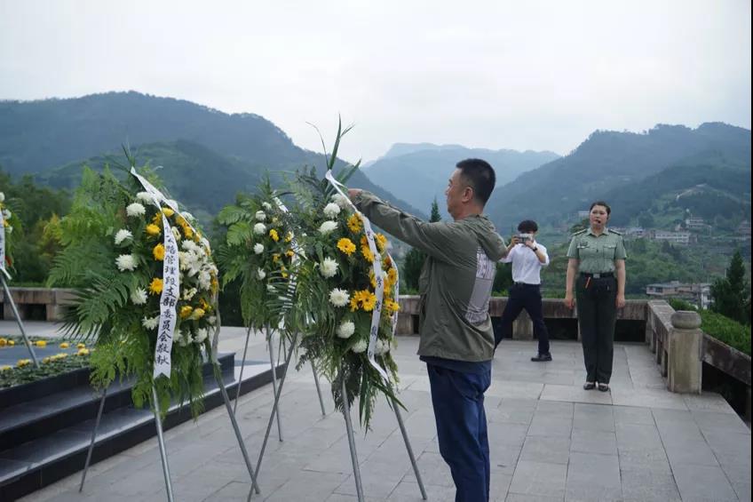 e77c927a1fde4e249b49a90842dc39d2.jpg 乐天使