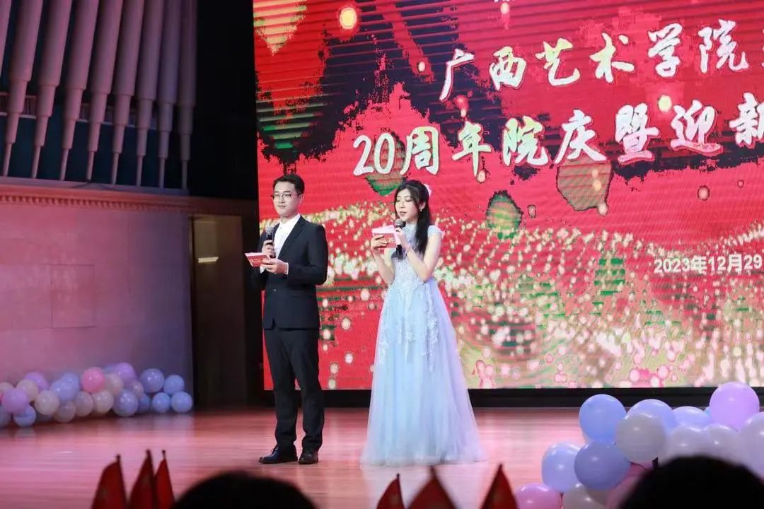 0e166e5c5f22423dbb9aa3c88cd77568.jpg 乐天使