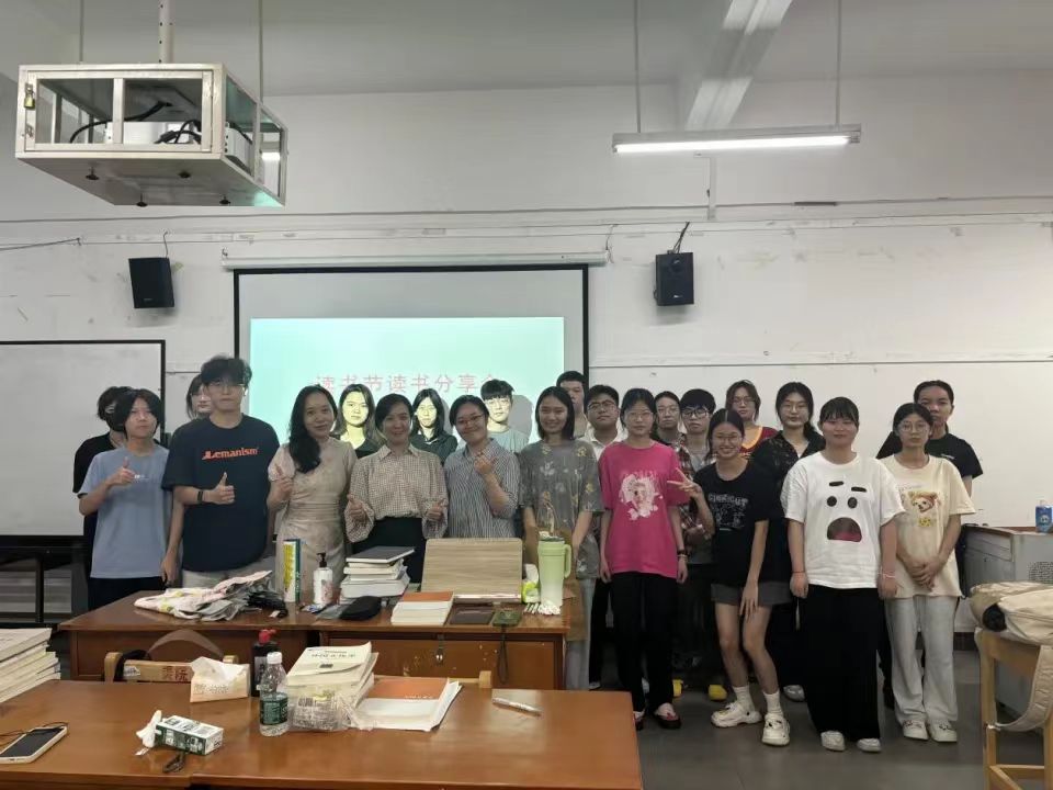 3b76a2c67f90444cbd66616f99cfda3c.jpg 乐天使