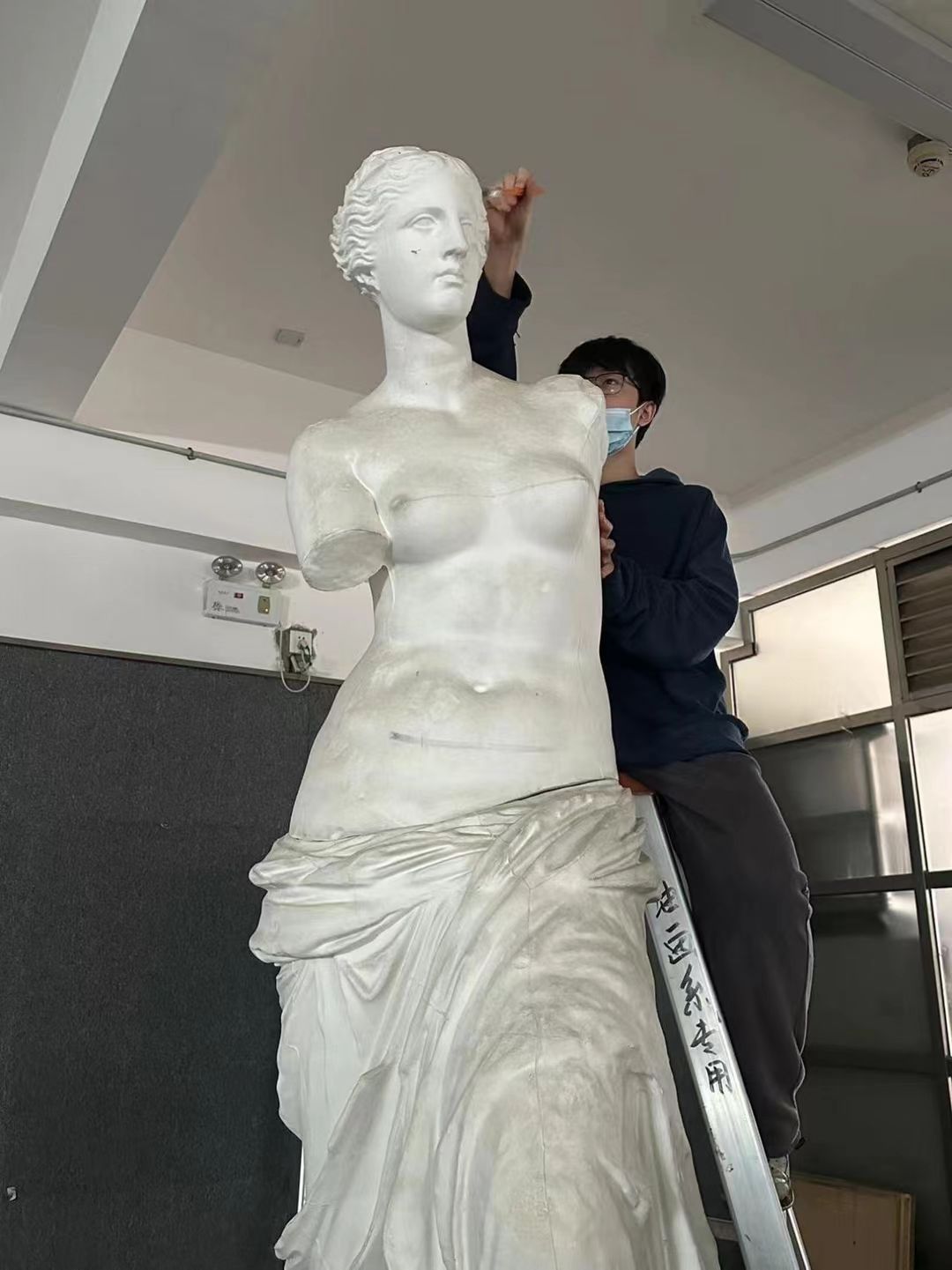 018261cf79404dcaa1751374fefbec50.jpg 乐天使