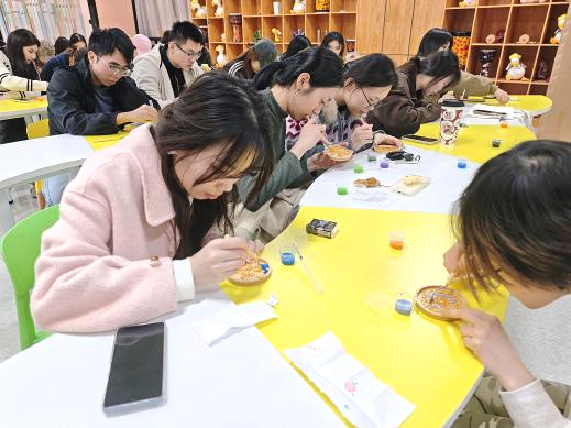 微信图片_2025-12-02_104342_768.png